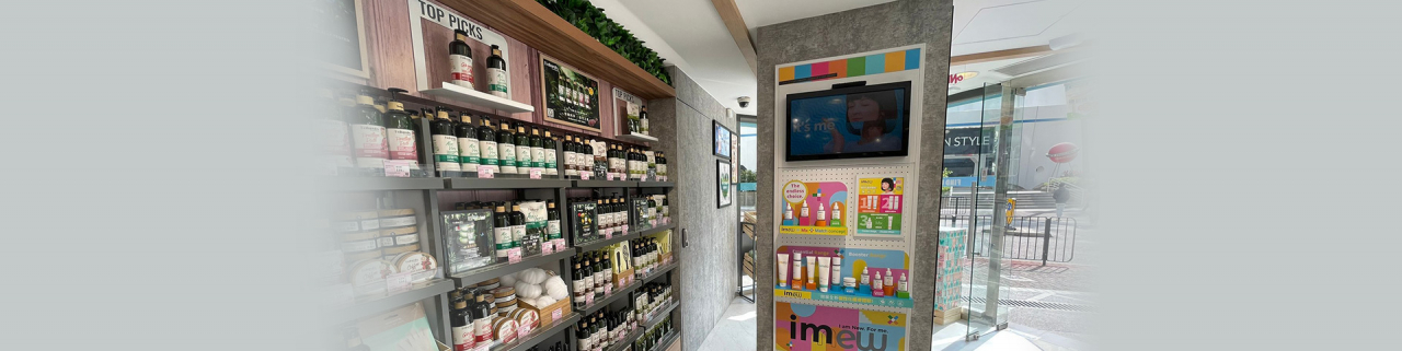 Watsons Hong Kong Opens its First Own Brand Shop-in-Shop